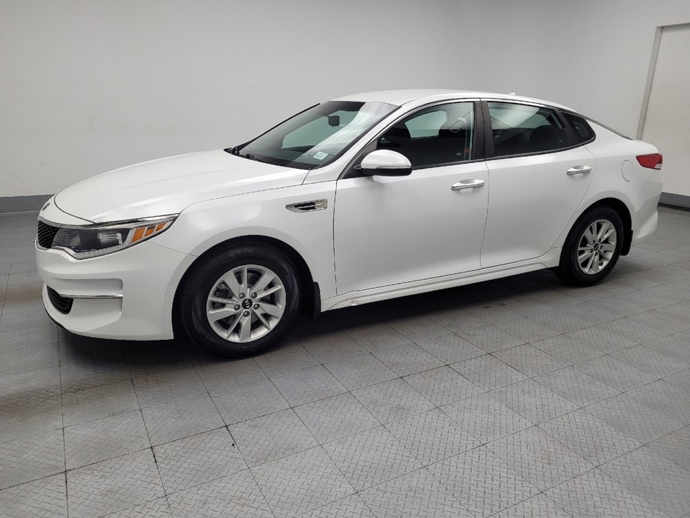 Used 2017 Kia Optima LX FWD image 2