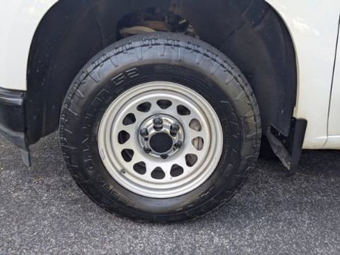 Used 2019 Chevrolet Silverado 1500 W/T image 9