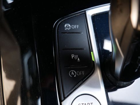 Used 2023 BMW X4 xDrive30i w/ Convenience Package image 33