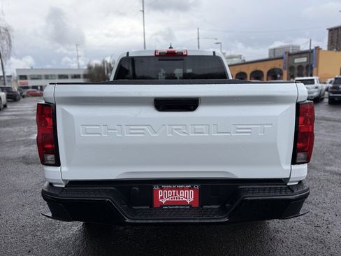 Used 2024 Chevrolet Colorado Trail Boss image 6