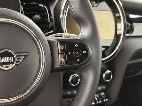 Used 2023 MINI Cooper SE image 13