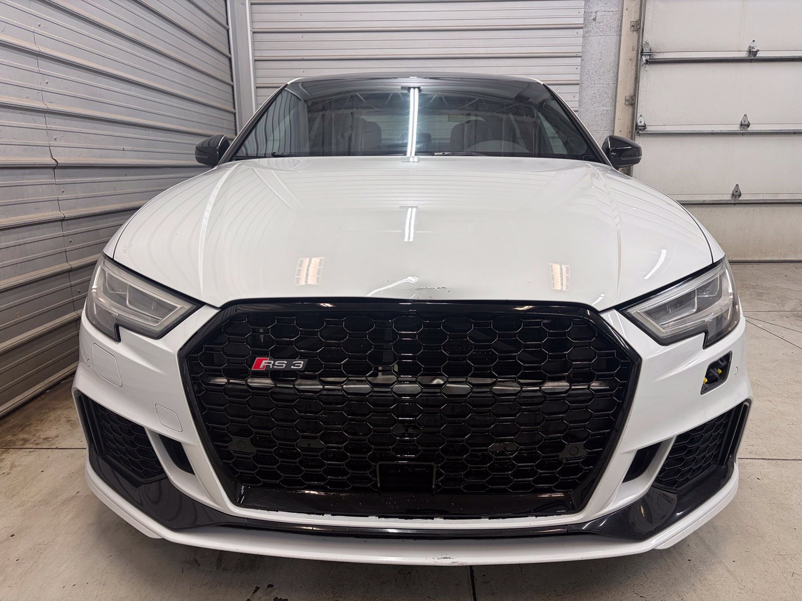 Used 2018 Audi RS 3 w/ Technology Package AWD/4WD image 2