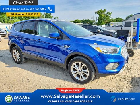 Used 2017 Ford Escape SE FWD image 5
