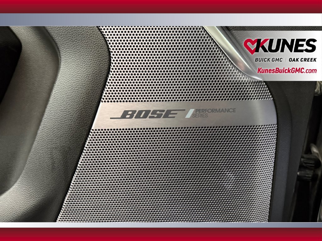 Used 2025 GMC Yukon Denali Ultimate w/ LPO, Floor Liner Package AWD/4WD image 34