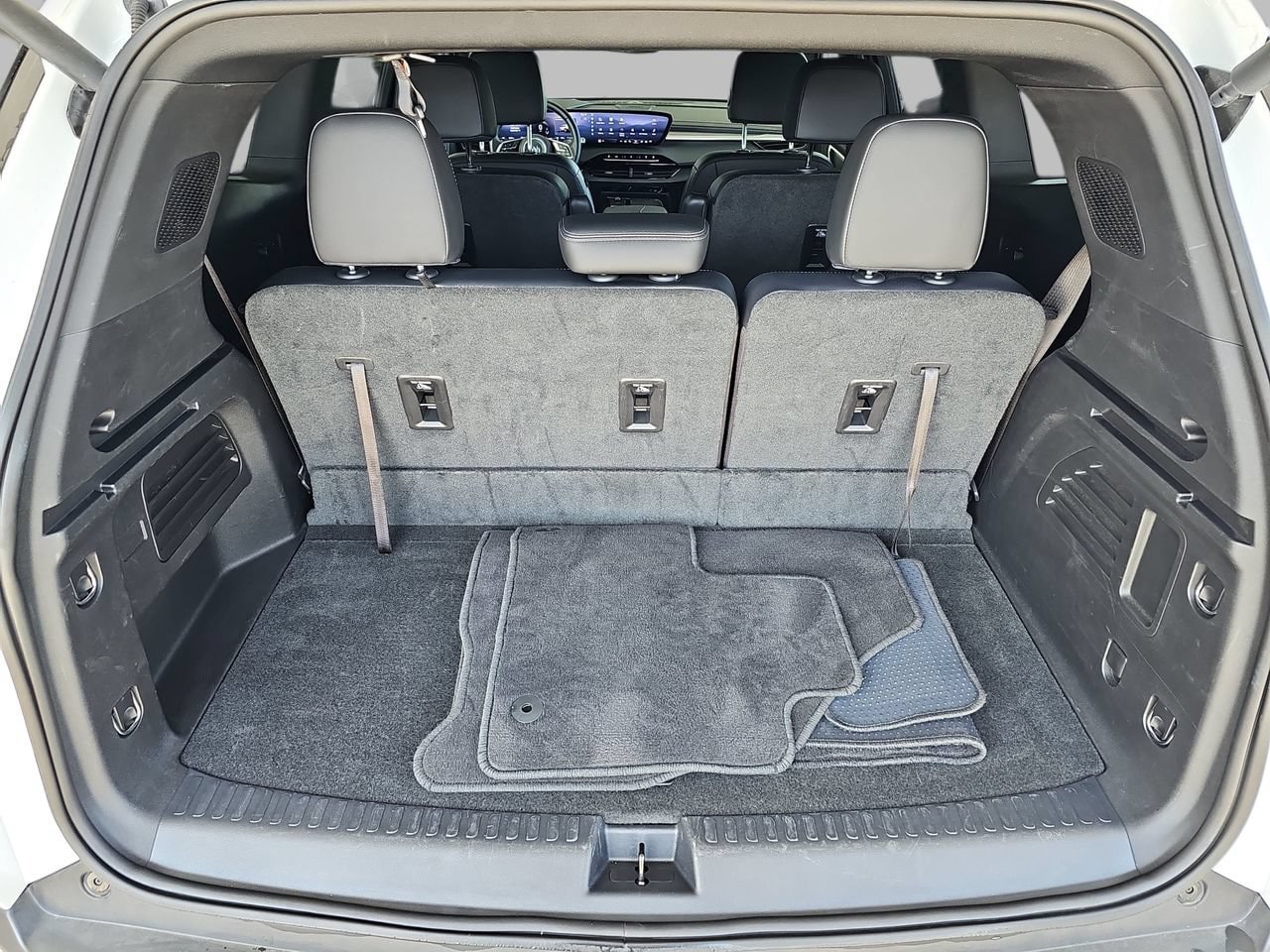 Used 2026 Buick Enclave Preferred FWD image 16