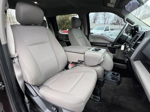 Used 2018 Ford F150 XLT w/ Max Trailer Tow Package image 26