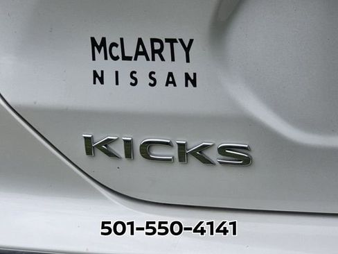 Used 2023 Nissan Kicks SV FWD image 5
