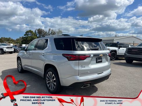Certified 2022 Chevrolet Traverse Premier image 5