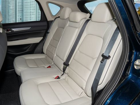 New 2025 MAZDA CX-5 AWD 2.5 S w/ Premium Plus Pkg image 7