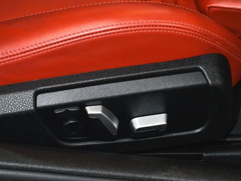 Used 2019 BMW M4 Convertible w/ Competition Package RWD image 63