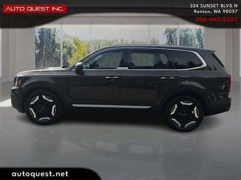 Used 2023 Kia Telluride S AWD/4WD image 8