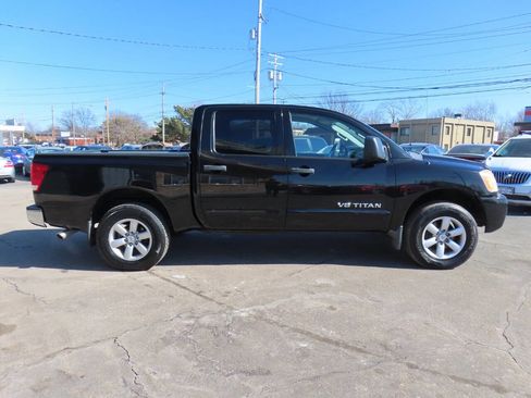 Used 2012 Nissan Titan SV w/ SV Premium Utility Pkg image 5