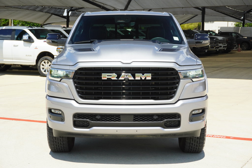 Used 2025 RAM 1500 Laramie w/ Sport Appearance Package AWD/4WD image 7
