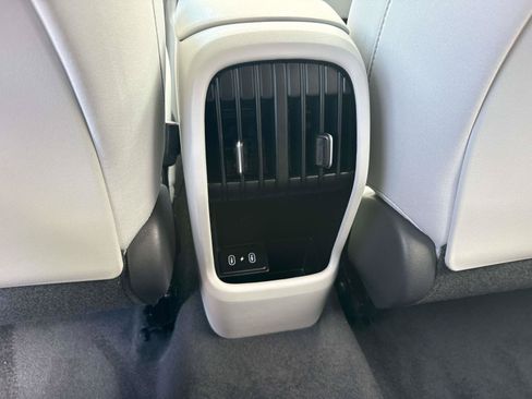 Used 2024 Hyundai Kona SEL FWD image 12