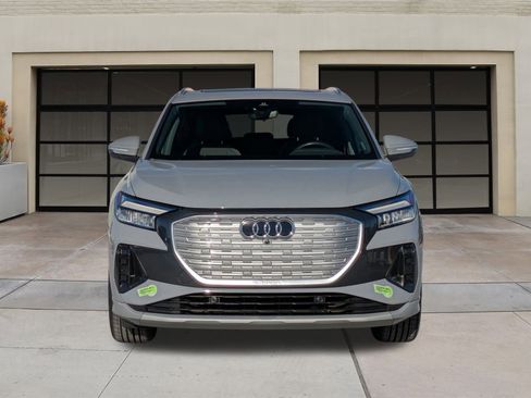 Used 2023 Audi Q4 e-tron Premium w/ Convenience Package image 6