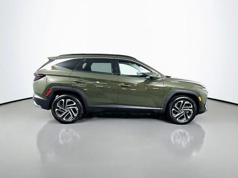 Used 2025 Hyundai Tucson Limited AWD/4WD image 9