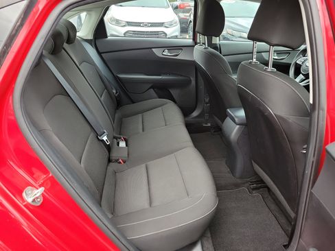 Used 2021 Kia Forte LXS FWD image 12