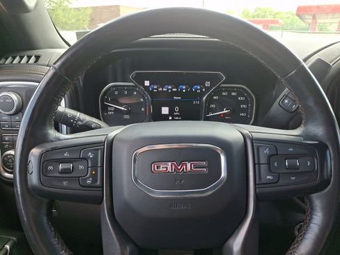 Used 2020 GMC Sierra 1500 AT4 w/ Off-Road Performance Package image 25