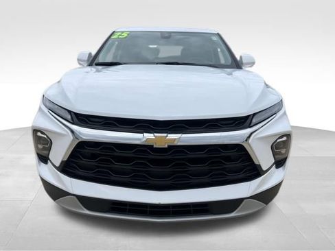 Used 2025 Chevrolet Blazer LT image 10