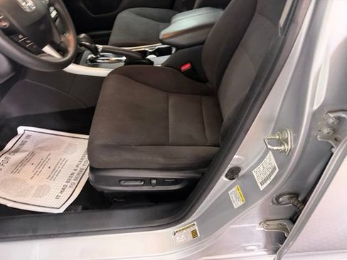 Used 2015 Honda Accord EX image 17