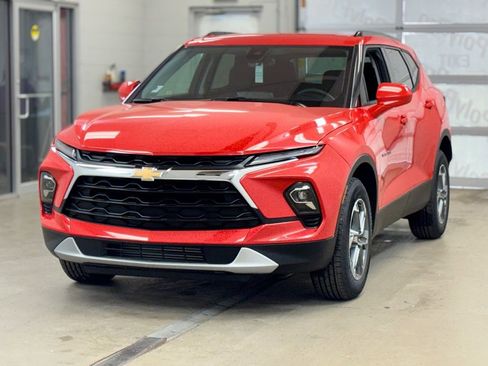 New 2026 Chevrolet Blazer LT w/ Convenience Package AWD/4WD image 3