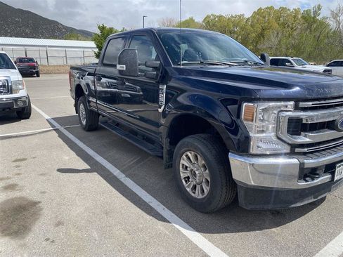 Used 2022 Ford F250 XLT w/ Camper Package AWD/4WD image 2
