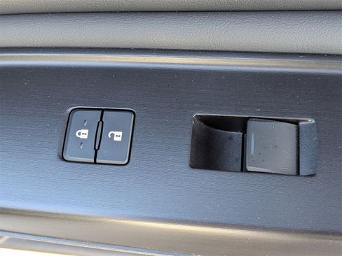 Used 2019 Lexus ES 300h w/ Premium Package image 37