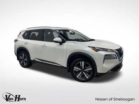 Used 2023 Nissan Rogue SL w/ SL Premium Package image 1