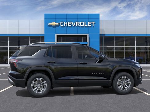 New 2026 Chevrolet Equinox LT w/ Safety and Technology Package FWD image 5