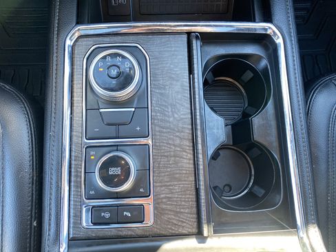 Used 2021 Ford Expedition Max Limited image 40