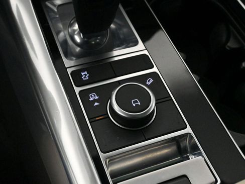 Used 2019 Land Rover Range Rover Sport HSE image 22