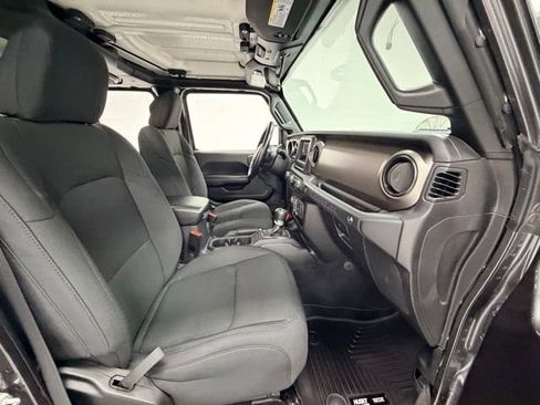Used 2021 Jeep Wrangler Unlimited Sport AWD/4WD image 30
