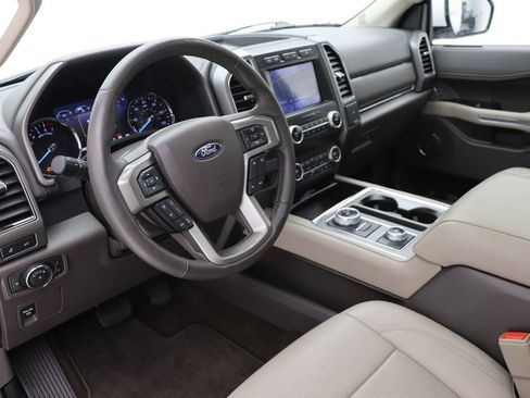 Used 2021 Ford Expedition XLT image 13