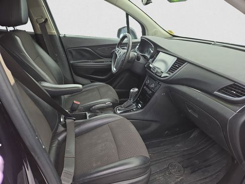 Used 2020 Buick Encore Preferred image 16