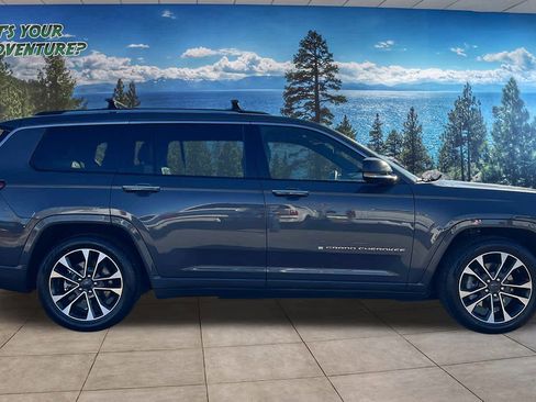 Certified 2023 Jeep Grand Cherokee L Overland w/ Luxury Tech Group IV image 4