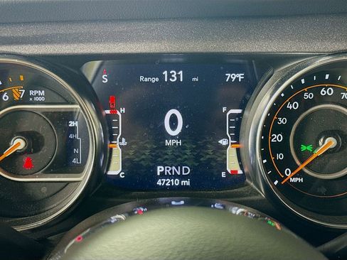 Used 2023 Jeep Gladiator Mojave w/ LED Lighting Group AWD/4WD image 12