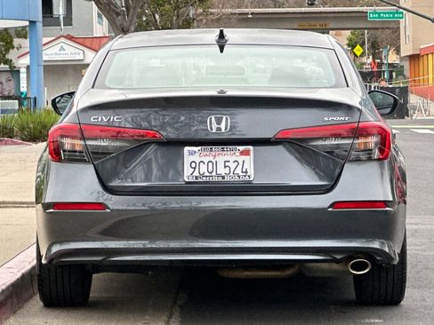 Used 2022 Honda Civic Sport image 4