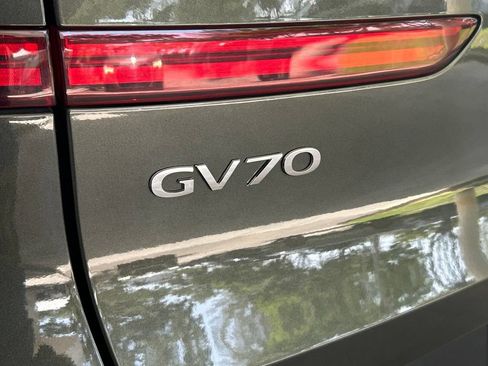 Used 2025 Genesis GV70 2.5T AWD/4WD image 18