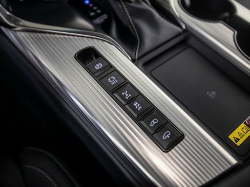 Used 2025 Lexus LX 600 F Sport image 42