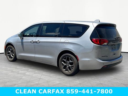 Used 2019 Chrysler Pacifica Touring Plus w/ Advanced Safetytec Group FWD image 3