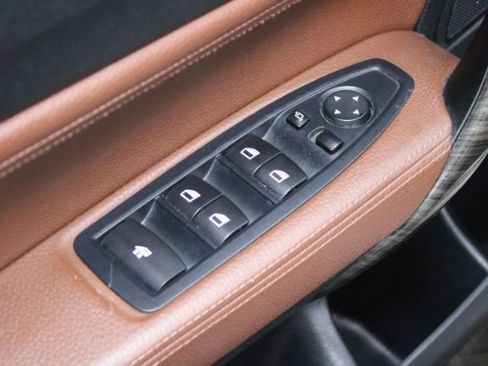 Used 2016 BMW 228i M-Sport image 9