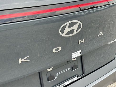 New 2026 Hyundai Kona SEL Premium image 19