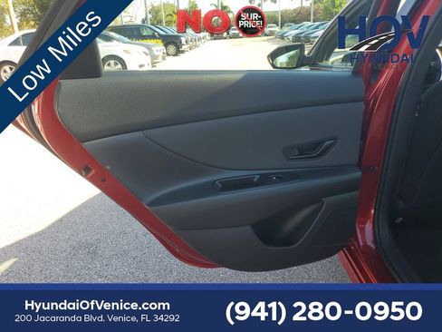 Certified 2025 Hyundai Elantra Sport FWD image 15