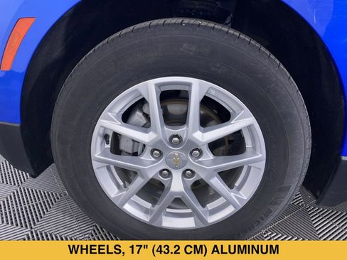 Certified 2024 Chevrolet Equinox LS w/ LS Convenience Package FWD image 14