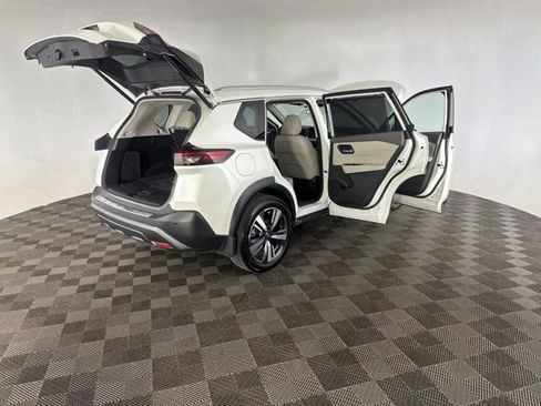 Certified 2022 Nissan Rogue SL w/ SL Premium Package AWD/4WD image 14