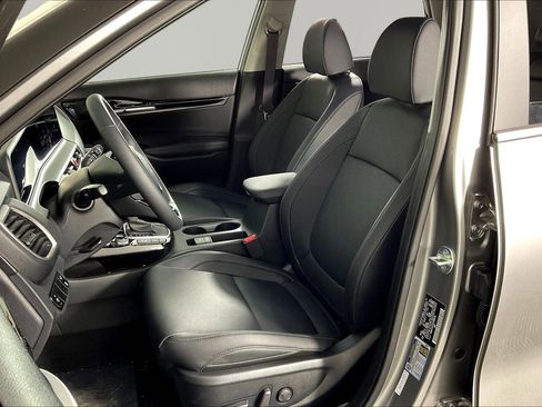 New 2026 Kia Seltos SX w/ SX Sunroof Package image 17