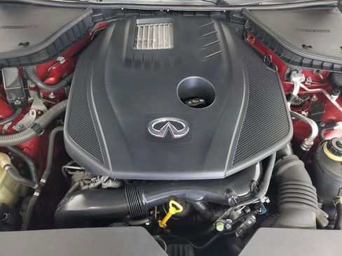 Used 2016 INFINITI Q50 Premium w/ Driver Assistance Package AWD/4WD image 4