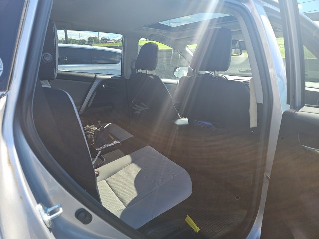 Used 2017 Toyota RAV4 XLE w/ Protection Package AWD/4WD image 11