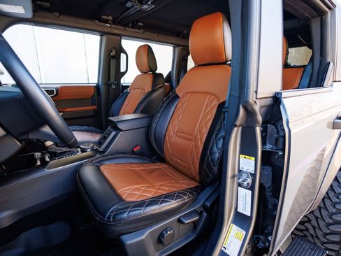 Used 2022 Ford Bronco Wildtrak image 29