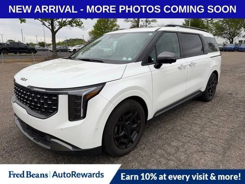 Used 2025 Kia Carnival SX Prestige FWD image 3